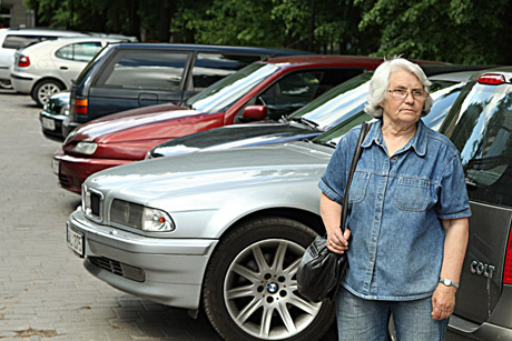 Pirmą kartą prie vairo – 72-ejų metų Pirmą kartą prie vairo – 72-ejų metų