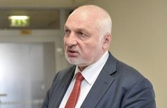 Nutarta – bus daugiau nei dvi lytys Nutarta – bus daugiau nei dvi lytys