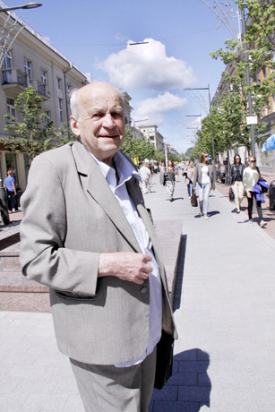 Tremties šaltis jaučiamas iki šiol Tremties šaltis jaučiamas iki šiol