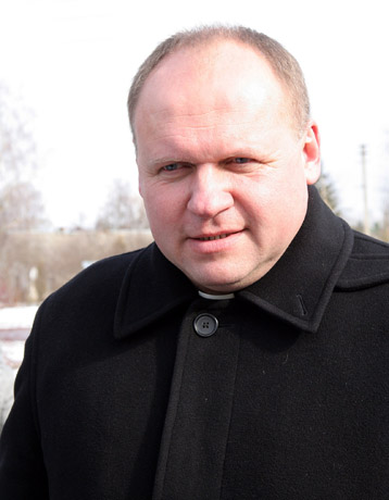 Ar dvasininkams reikėtų triskart didinti pensiją? Ar dvasininkams reikėtų triskart didinti pensiją?