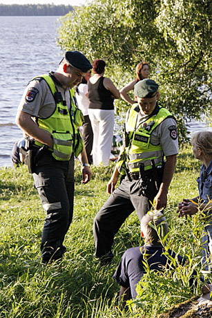 Išsišokėliai – prieš policininkus Išsišokėliai – prieš policininkus