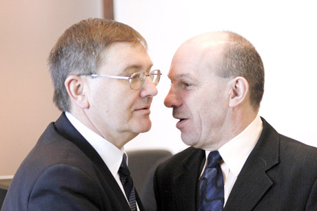 Susikirsta dėl vardinių bilietų Susikirsta dėl vardinių bilietų