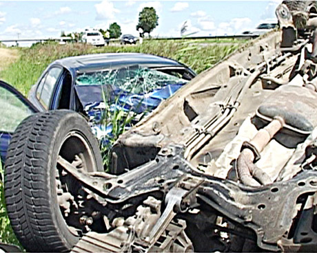 Tragišką avariją sukėlė visiškai girtas, narkotikų vartojęs vyras Tragišką avariją sukėlė visiškai girtas, narkotikų vartojęs vyras