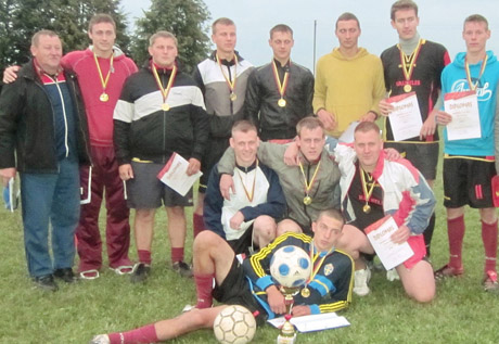 Futbolo turnyre triumfavo Kalnelio komanda Futbolo turnyre triumfavo Kalnelio komanda