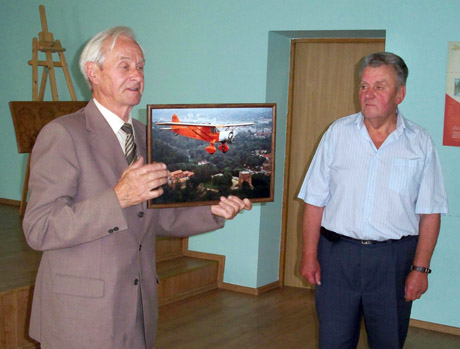 Radviliškiečiai paminėjo tragiško skrydžio jubiliejų Radviliškiečiai paminėjo tragiško skrydžio jubiliejų