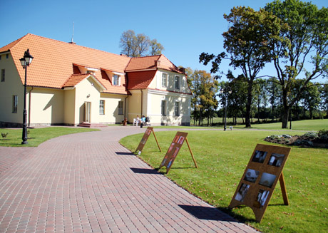 Pakėvio dvaras prikeltas antram gyvenimui Pakėvio dvaras prikeltas antram gyvenimui