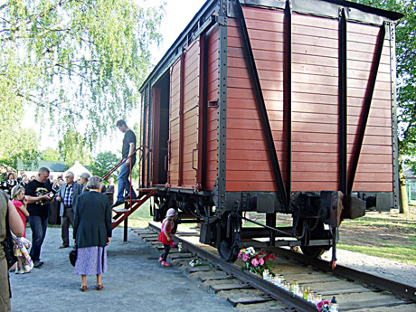 Turistus domina Radviliškio rajono dvarai ir paminklai Turistus domina Radviliškio rajono dvarai ir paminklai