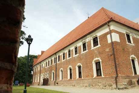 Tytuvėnų vienuolyne baiminamasi sprogimo Tytuvėnų vienuolyne baiminamasi sprogimo
