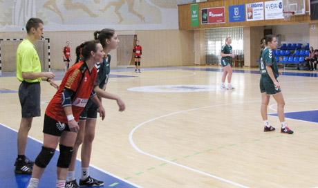 Šiaulių rankininkės įveikė alytiškes Šiaulių rankininkės įveikė alytiškes