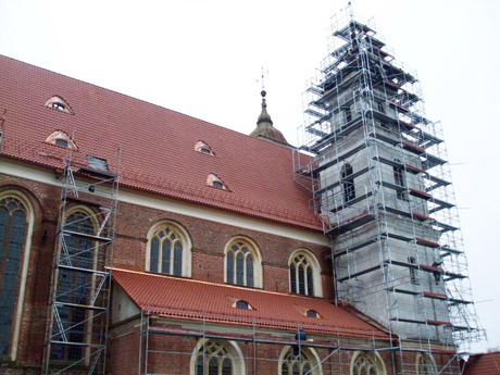Pailgintas Tytuvėnų bažnyčios stogų sutvarkymo laikas Pailgintas Tytuvėnų bažnyčios stogų sutvarkymo laikas
