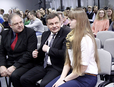 Studentai susitiko su Seimo vicepirmininku Studentai susitiko su Seimo vicepirmininku