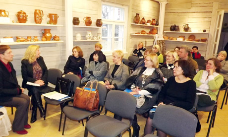 Tarmių populiarintojų rūpesčiai nesibaigia Tarmių populiarintojų rūpesčiai nesibaigia