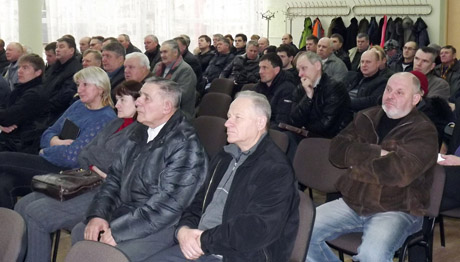 Žemdirbiai nenori dvarų su kumetynais Žemdirbiai nenori dvarų su kumetynais