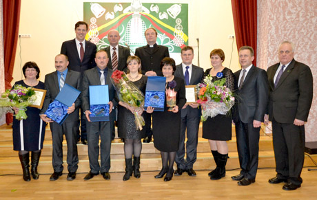 Sidabravas išrinko metų žmones Sidabravas išrinko metų žmones