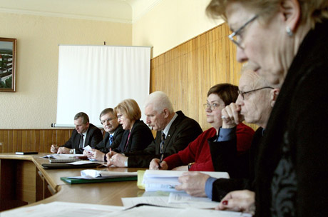Posėdžiavo Šiaulių miesto trišalė taryba Posėdžiavo Šiaulių miesto trišalė taryba