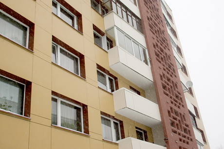 Daugiabučių renovacijai nerandama statybininkų Daugiabučių renovacijai nerandama statybininkų