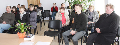 Piktas kunigas skaldo bendruomenę Piktas kunigas skaldo bendruomenę