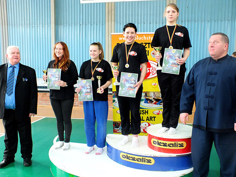 Imtynininkai varžėsi trijuose čempionatuose Imtynininkai varžėsi trijuose čempionatuose