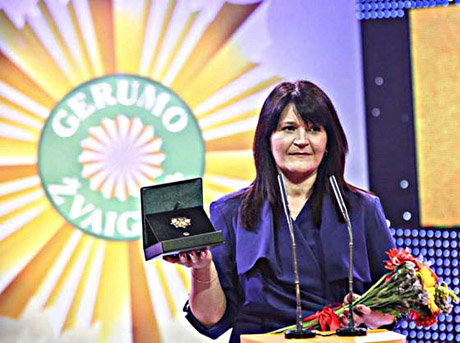 Bendruomenės kandidatė pelnė Gerumo žvaigždę Bendruomenės kandidatė pelnė Gerumo žvaigždę