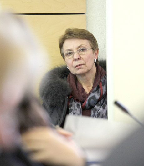Sodinami naujų pareigybių daigai Sodinami naujų pareigybių daigai