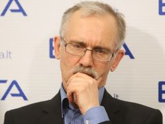 Signataras E.Bičkauskas: ateina laikas kasti apkasus