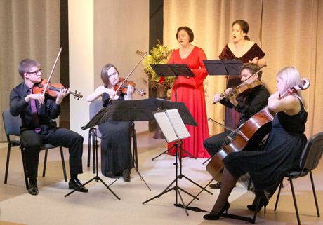Paroda ir koncertu prasidėjo Kražių festivalis Paroda ir koncertu prasidėjo Kražių festivalis