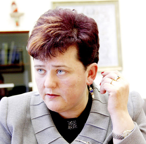 Kryžių kalnas – žmonių ar bažnyčios? Kryžių kalnas – žmonių ar bažnyčios?