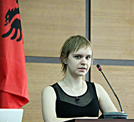 Universiteto suolą iškeitė į savanorystę Universiteto suolą iškeitė į savanorystę