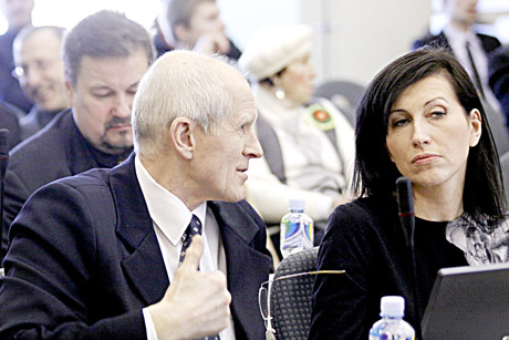 Ar pratrūks interpeliacijos debesys? Ar pratrūks interpeliacijos debesys?