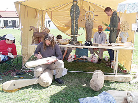 Pakruojo dvare vyksta amatininkų mugė