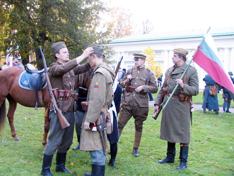 Žy­gis pergalių ir kovų keliais