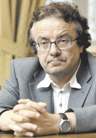 Sujauktos sąvokos kaina: pilietinė ar pilietiška visuomenė?