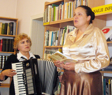 Dievo dovana tiesia kelią į sceną Dievo dovana tiesia kelią į sceną