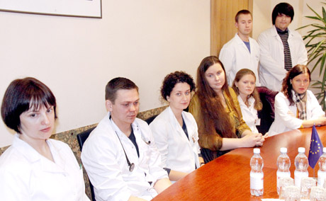 Rezidentai po praktikos nori likti