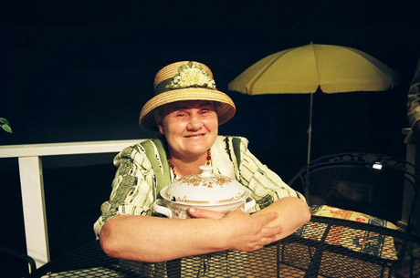 Teat­ras pa­svei­ki­no ak­to­rę Ni­jo­lę Mi­ron­či­kai­tę-Ti­mins­kie­nę