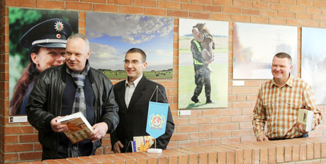 Šiaulių apskrities policijoje atidaryta fotografijų paroda Šiaulių apskrities policijoje atidaryta fotografijų paroda