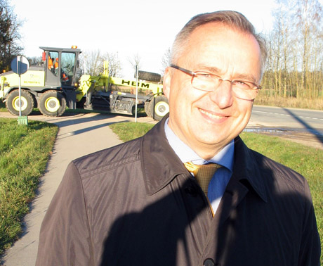 Žvyrkeliuose paskendusius gelbės kelininkų technika