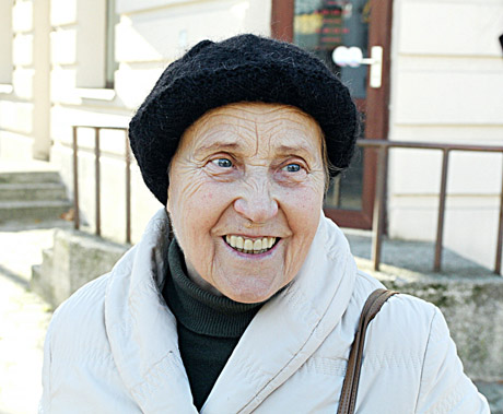 Ar daug lėšų ir pastangų skiriate kapų priežiūrai?