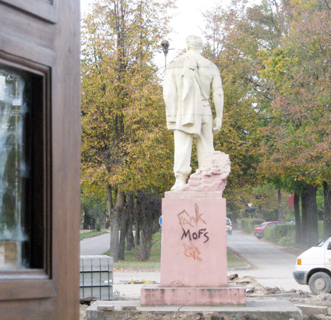 Saugoti skulptūras nuo Vilniaus iki Akmenės