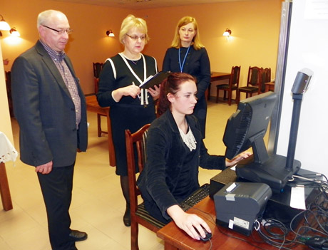 Vertino moksleivių žinias Vertino moksleivių žinias