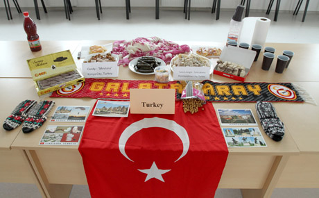 Užsienio šalių studentai pristatė virtuvės egzotiką