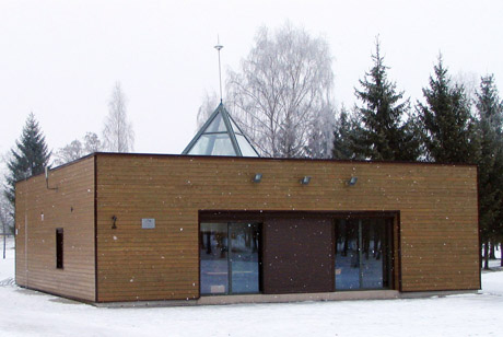 Šim­tai tūks­tan­čių – į kai­rę ir de­ši­nę