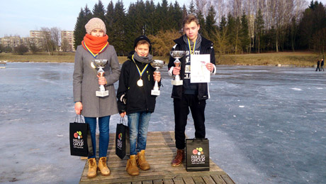 Buriuotojai siekė pergalių Buriuotojai siekė pergalių