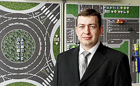 Už­sie­nie­čiai pil­do dar­bo rin­ką