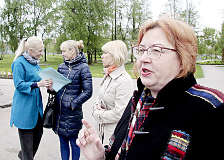 Valymas prasideda: V. Puronas vejamas iš darbo Valymas prasideda: V. Puronas vejamas iš darbo