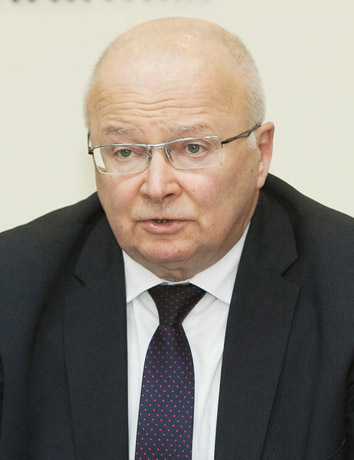 Balsuoti patogiau – tik kaliniams