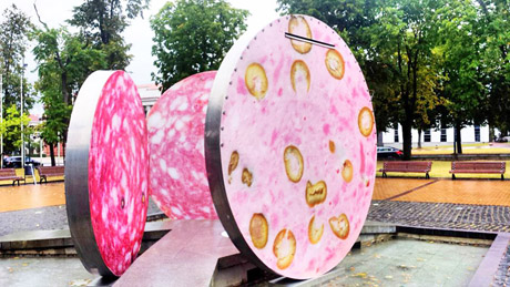 Dešra vietoj centų audrą sukėlė socialiniame tinkle