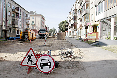 Dėl gatvės rekonstrukcijos verslininkai patiria nuostolių Dėl gatvės rekonstrukcijos verslininkai patiria nuostolių