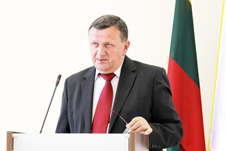Medžiotojas pasitraukė po kontrolierių „medžioklės“ Medžiotojas pasitraukė po kontrolierių „medžioklės“