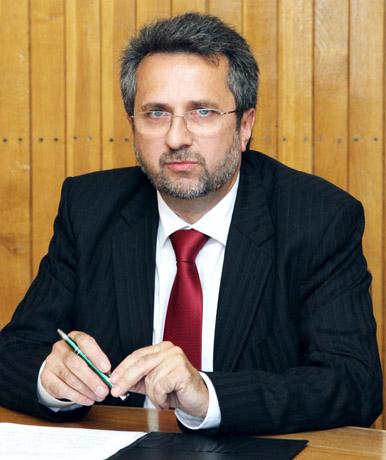 „Busturui“ jubiliejaus išlaidas tenka mažinti